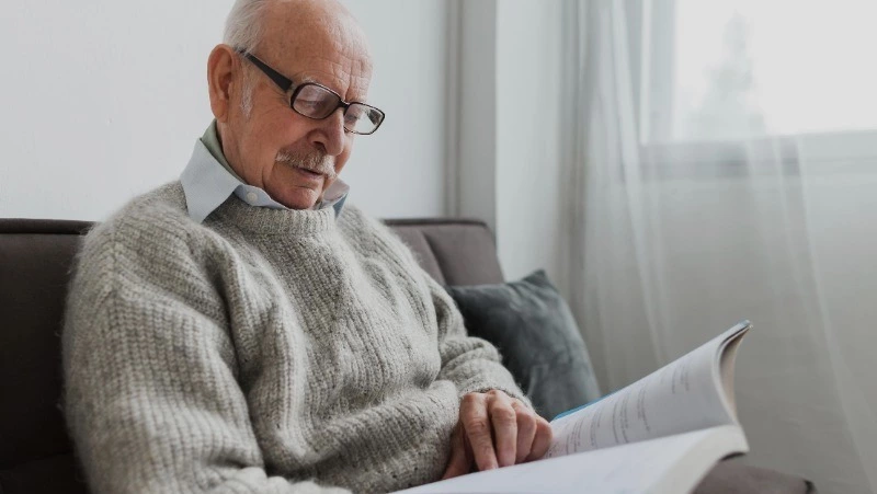 Вышел на пенсию