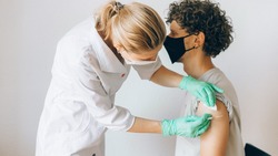 В России появился новый сертификат о вакцинации против COVID-19