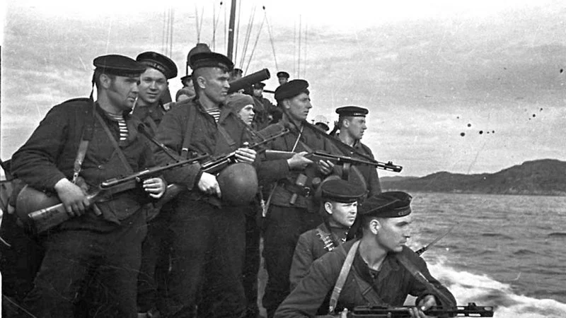 Сводки 50-й параллели: советские войска взяли последний курильский остров