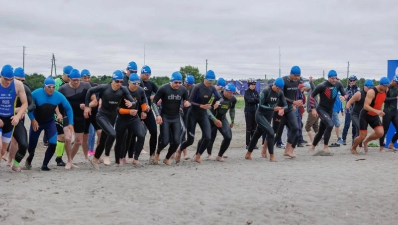 Триатлон «Анивский спринт» собрал более 100 участников