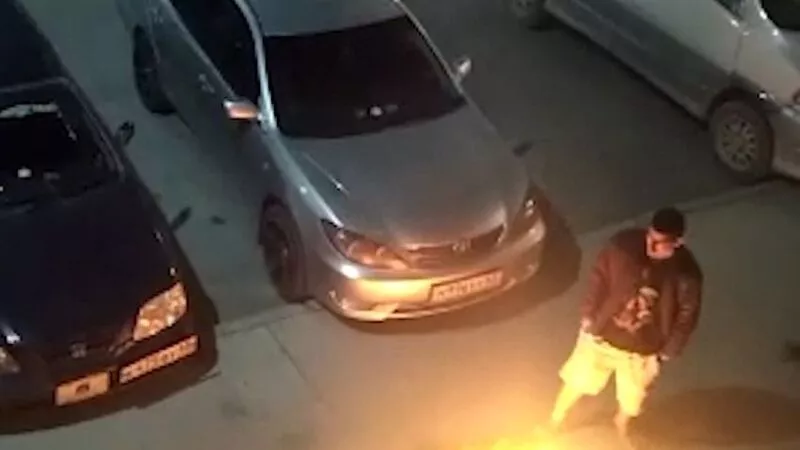 Молодого сахалинца, который изувечил соседа мачете, обвинили в попытке убийства