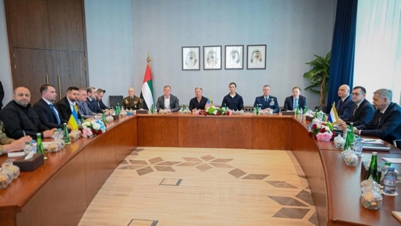 Axios: первый день переговоров по Украине завершился в Абу-Даби