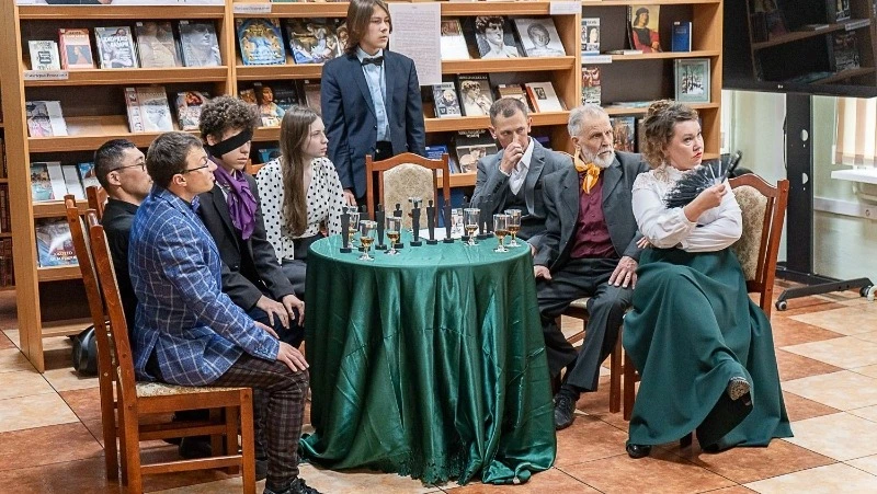 В Сахалинской библиотеке состоялась премьера спектакля «10 негритят»