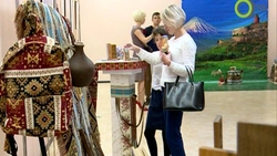 Заводные мотивы, красочные наряды и разнообразные лакомства