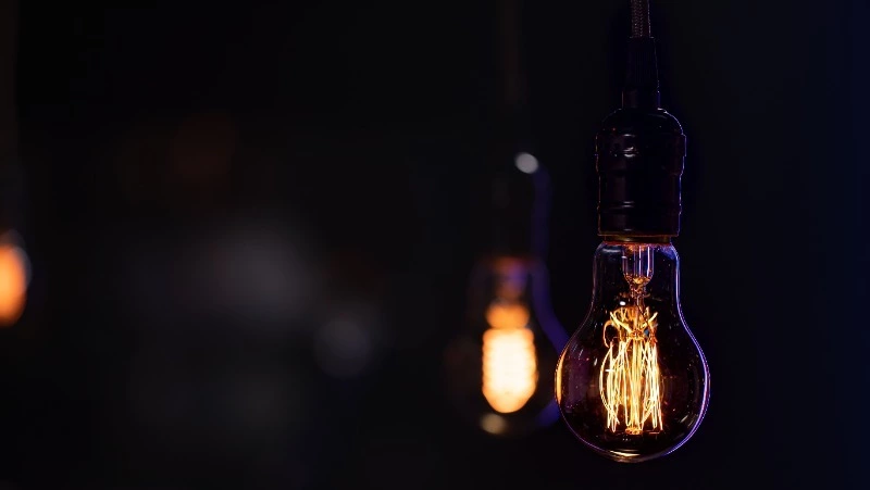 Электричество отключат в десятках домов в Южно-Сахалинске 9 апреля 