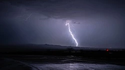 Ученые предсказали конец света на Сахалине из-за ливня и грозы