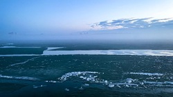 Жителям Сахалина разрешили выход на лед в заливе Мордвинова 13 февраля