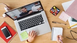 Школьников в Южно-Курильске перевели на дистанционное обучение из-за непогоды