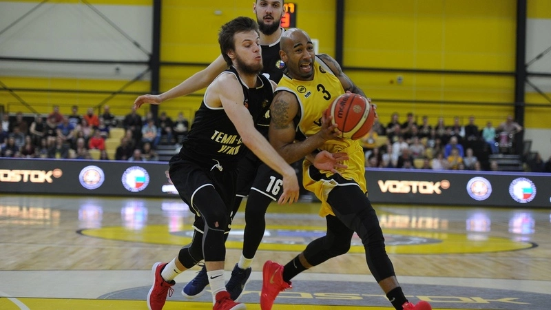Баскетболисты «Восток-65» терпят обидное поражение на Сахалине
