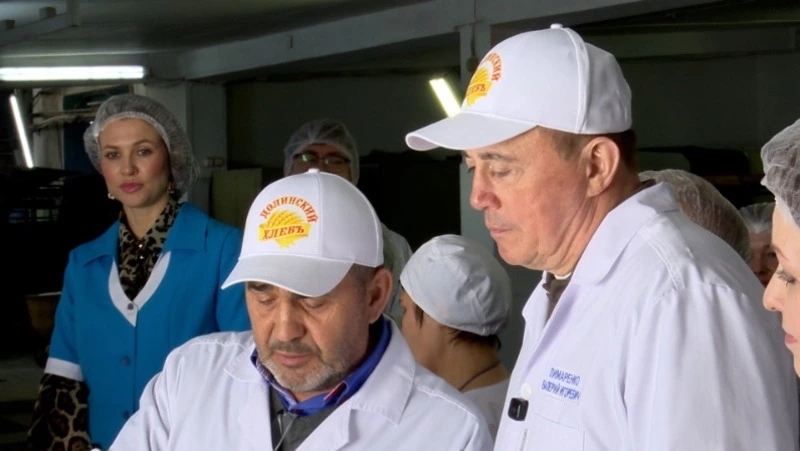 Рабочая поездка губернатора Валерия Лимаренко в Долинский район - Центр внимания 31.03.26