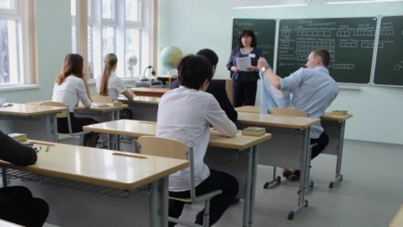 Госдума разрешила девятиклассникам сдавать два экзамена вместо четырех на ОГЭ