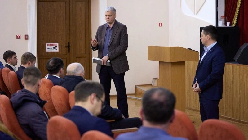 Вице-мэр ответил на запросы жителей Березняков и Старорусского