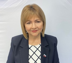 Депутат Сусанна Адрова поздравила сахалинцев с Днем семьи, любви и верности