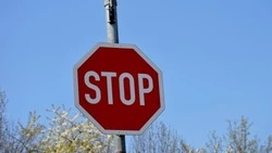 Участок улицы Леонова в Южно-Сахалинске закроют для сквозного проезда