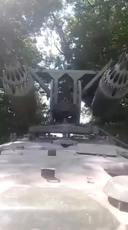 Военнослужащий с Сахалина показал кадры ближнего боя при штурме позиций ВСУ