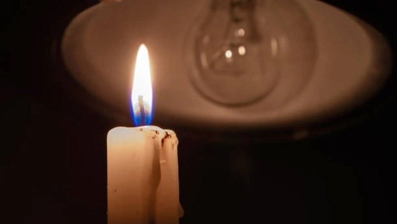 Пациенты больницы, дачники и сотни жителей Южно-Сахалинска останутся без света 13 декабря