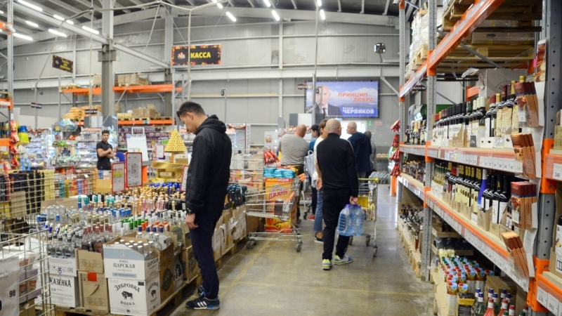 Власти: на Сахалине нет ажиотажа в магазинах из-за пандемии COVID-19