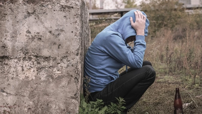 Алкоголиков и наркоманов пересчитали в Охе