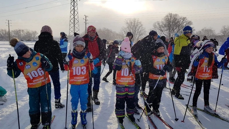 В «Анивских сопках» официально открыли лыжный сезон