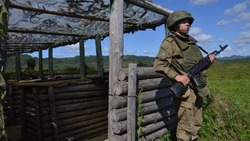 Отбор граждан на военную службу по контракту продолжается в Южно-Сахалинске 