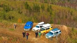 Видео автопутешествия на Черемшанский водопад на Сахалине показали в соцсетях