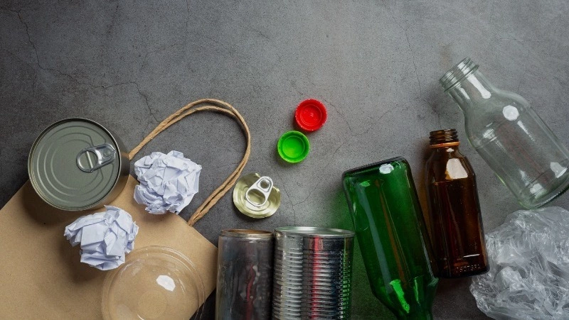 Южносахалинцы сдали 1,5 тонны вторматериалов в пункт приема вторсырья за неделю