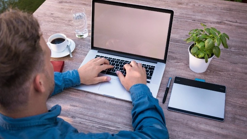 Жители Сахалина начали активнее искать работу