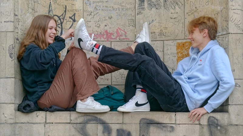 Сахалинцев с детьми-подростками не отправят на ночную работу — условия определит Совфед