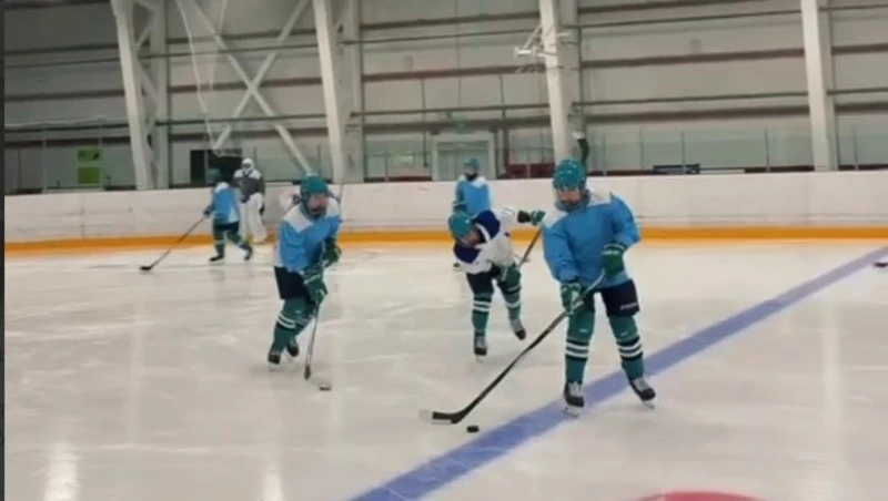 Сахалинские хоккеистки сыграют матч с питерским «Динамо-Нева» 17 октября