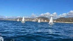 В День России в Холмске прошли соревнования по парусному спорту