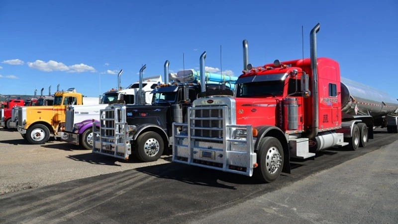 HH.ru: водителю-дальнобойщику на Сахалине платили до 268 тысяч рублей в 2023 году