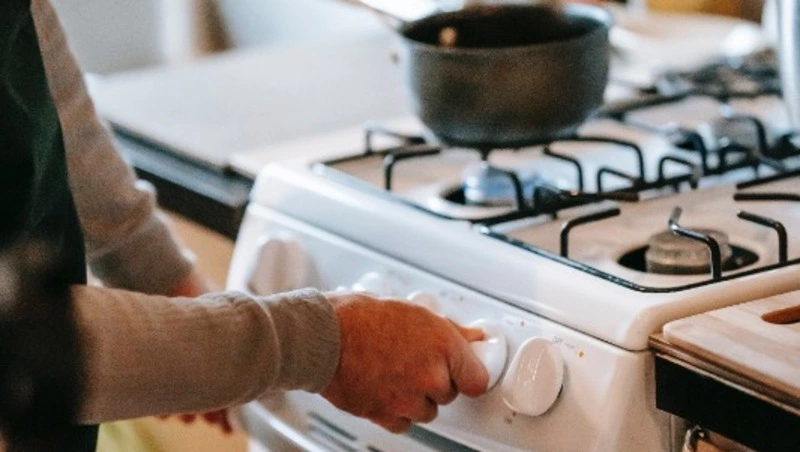 Сахалинец организовал «фабрику» добрых дел» для пенсионеров в Поронайске