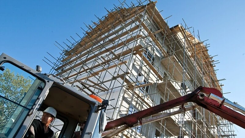 Лимаренко рассказал Путину о тысячах неучтенных «квадратов» аварийного жилья