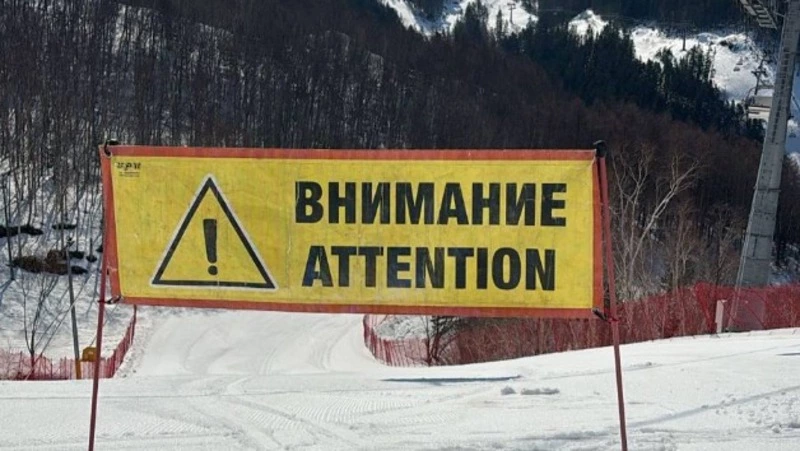 На трассе «Горного воздуха» в Южно-Сахалинске образовались проталины