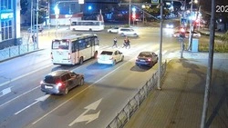 На «умном» перекрестке в Южно-Сахалинске появится вызывная кнопка для пешеходов