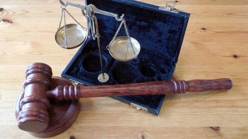 Водитель под наркотиками на скорости 100 км/ч сбил насмерть женщину на юге Сахалина