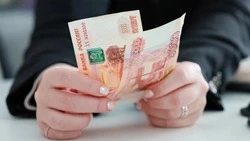 Соцфонд напомнил даты перечисления пенсий и детских пособий в апреле 2026 года