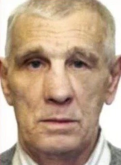 Мужчина в джинсовой куртке и камуфляжных штанах пропал в Корсакове