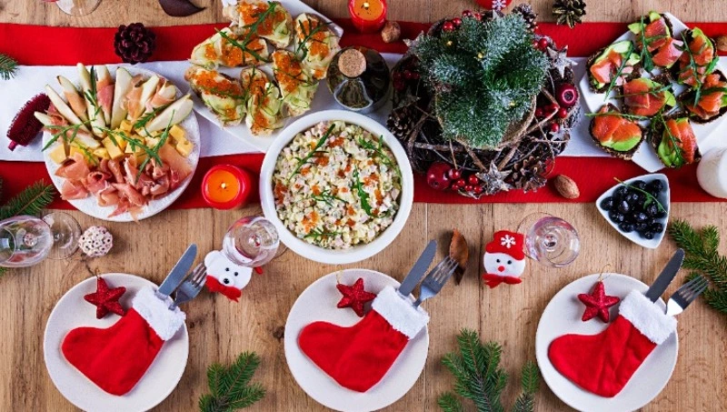 Как не переесть за новогодним столом: советы врача для жителей Сахалина