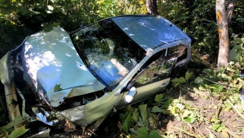 Спасатели ликвидировали последствия аварии, в которой пострадал сахалинец