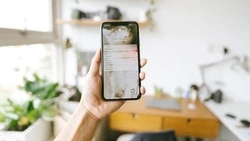 Сахалинка вступила в переписку с мошенником и осталась без денег