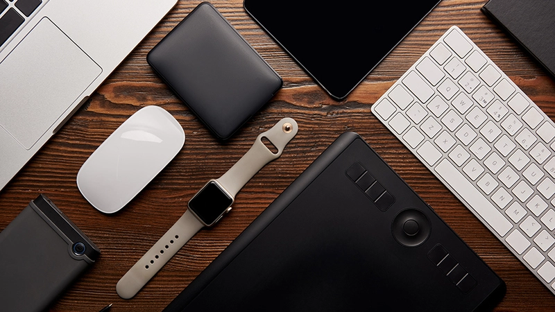 Сахалинские мужчины и женщины покупали подарки на праздники с «умом»