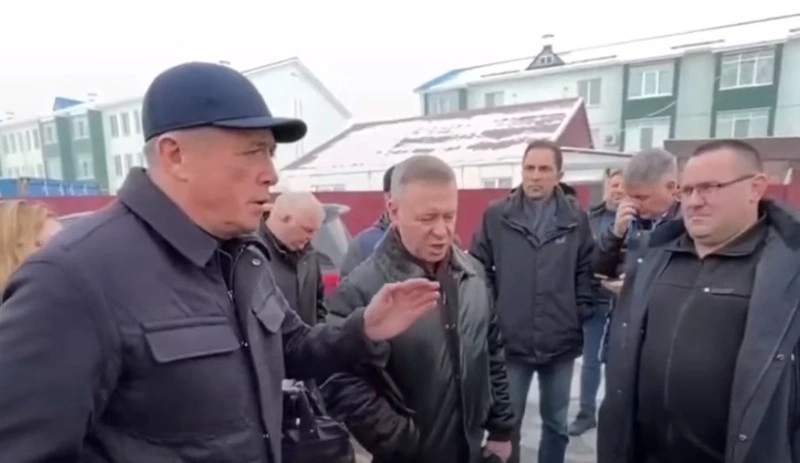 Управляющую компанию в Южно-Сахалинске оставят без домов после подсказки губернатора