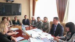 Ведущие врачи России обследовали жителей Курильских островов