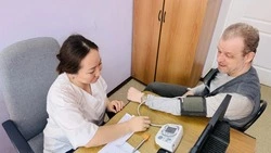 Мобильные бригады врачей повышают доступность медицины в отдаленных селах Сахалина