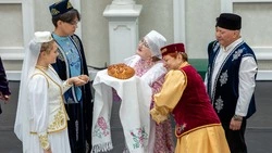 Обряды татарской свадьбы показали на Семейном фестивале в Южно-Сахалинске