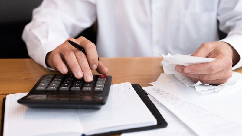 За неуплату налогов жительницу Сахалина лишили 10 соток земли