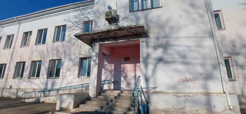 Главную поликлинику Углегорска капитально отремонтируют в 2023 году