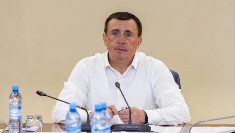 Валерий Лимаренко поставил задачу привести в порядок все нуждающиеся в ремонте подвалы на Сахалине