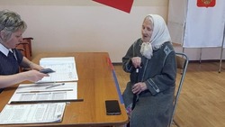 На выборах президента России проголосовала 92-летняя жительница Сахалина